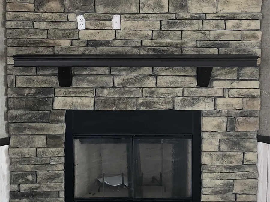 Full rock fireplace Interior features selection from Clayton Russellville Decor & Options