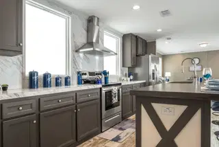 Major kitchen home features