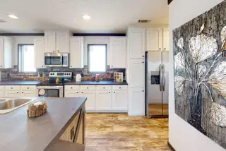 Boujee xl 2 kitchen home features