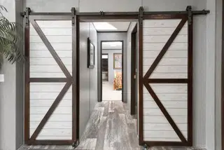 The seaside 1200 interior home features