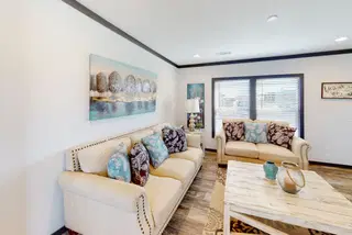 Boujee xl 2 interior home features