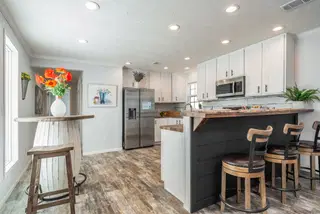 The mercer kitchen home features