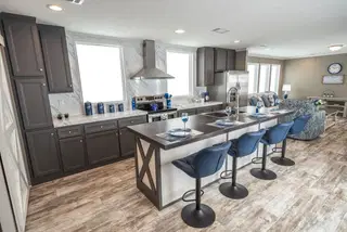 Major kitchen home features