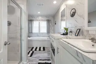 Stella bathroom home features