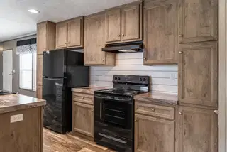 Peyton kitchen home features