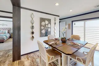 Boujee xl 2 interior home features