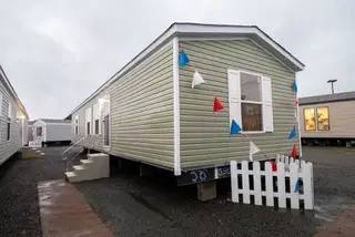 Spirit exterior home features