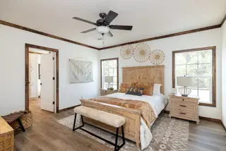 The arabella bedroom home features