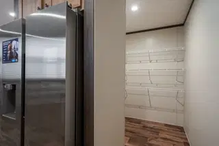 Mountain view kitchen home features