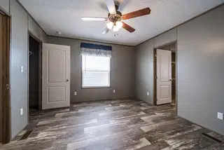 Peyton bedroom home features