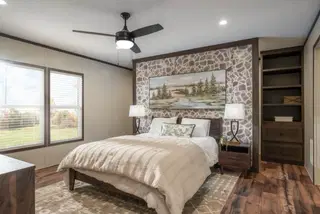 Mountain view bedroom home features