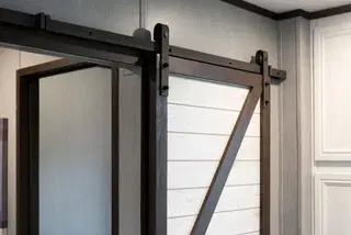 The seaside 1200 interior home features