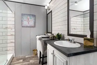 The seaside 1200 bathroom home features
