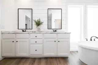 The anna fae bathroom home features