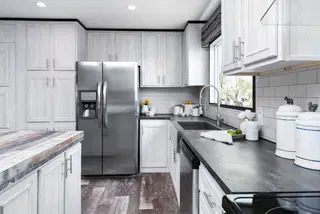 The shoreline kitchen home features