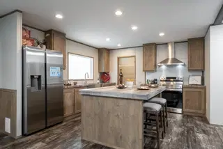 Bella vista kitchen home features