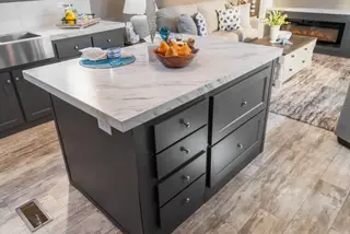 Driftwood Clayton mobile home interior