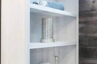 The seaside 1200 bathroom home features
