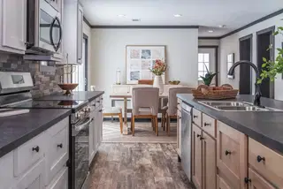 Boujee 56 kitchen home features