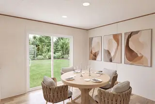 Redwood TRU mobile home interior