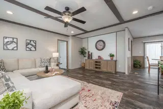 Bella vista interior home features