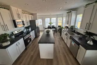 The maverick kitchen and hero home features