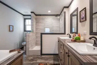 Boujee 2 bathroom home features