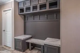 Stella interior home features