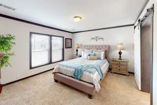 Boujee xl 2 bedroom home features