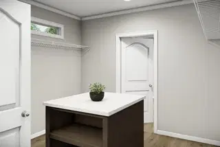 The huxton ii interior home features