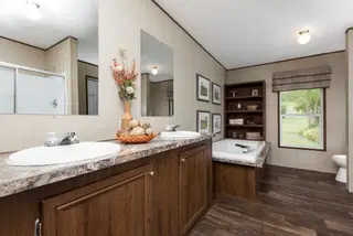 The bayside bathroom home features