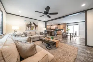 Boujee 2 interior home features