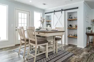 The leahy interior home features