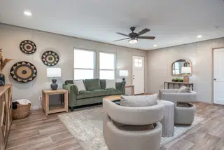 Crockett interior home features