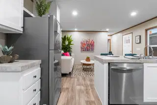 Spirit kitchen home features