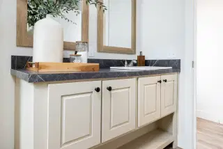 Shout bathroom home features