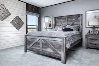 The shoreline bedroom home features
