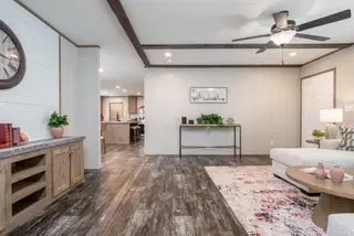 Bella vista interior home features