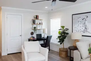 Octave interior home features