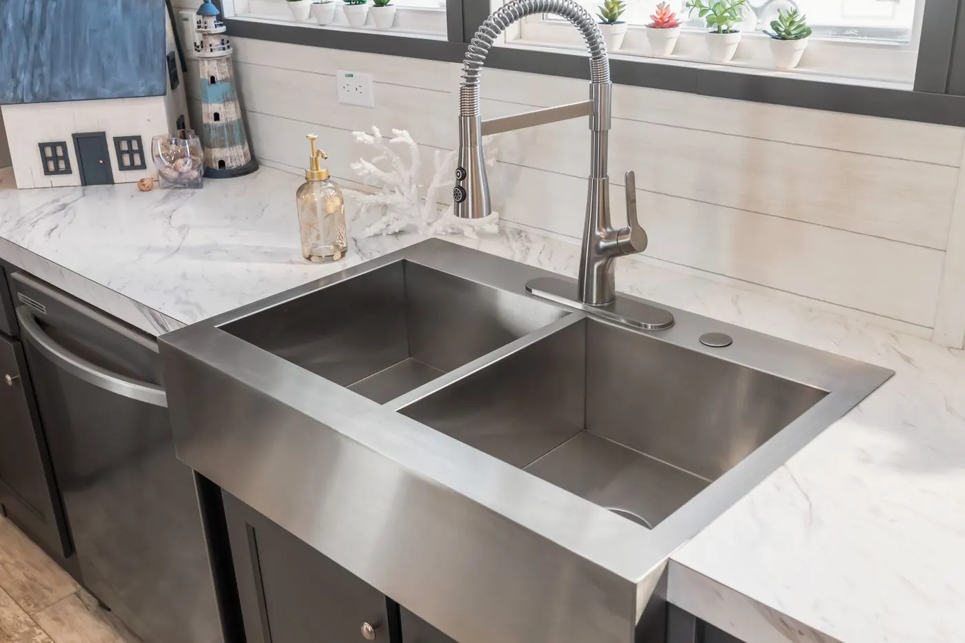 The THE DRIFTWOOD Kitchen. This Manufactured Mobile Home features 3 bedrooms and 2 baths.